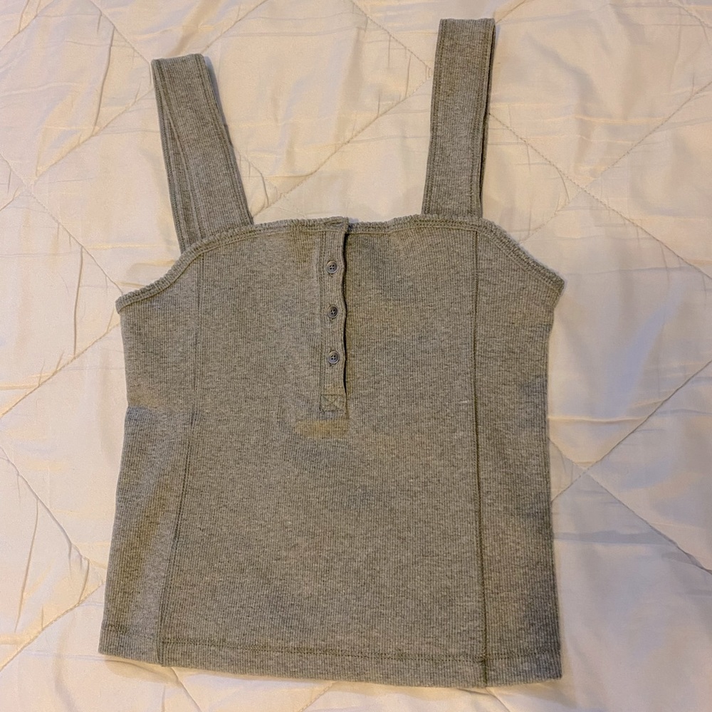 Abercrombie & Fitch top